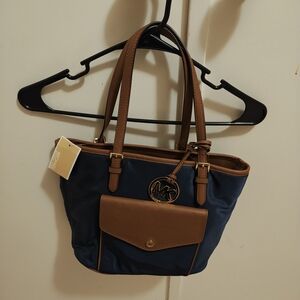 *Brand New*Michael Kors Navy and Brown Tote